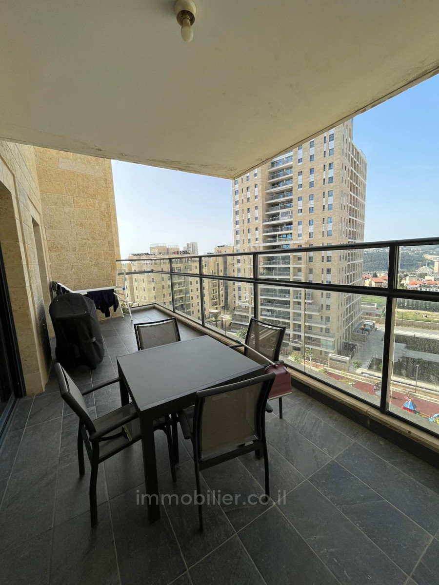 Apartment 5 Rooms Jerusalem Beit Vagan 424-IBL-300