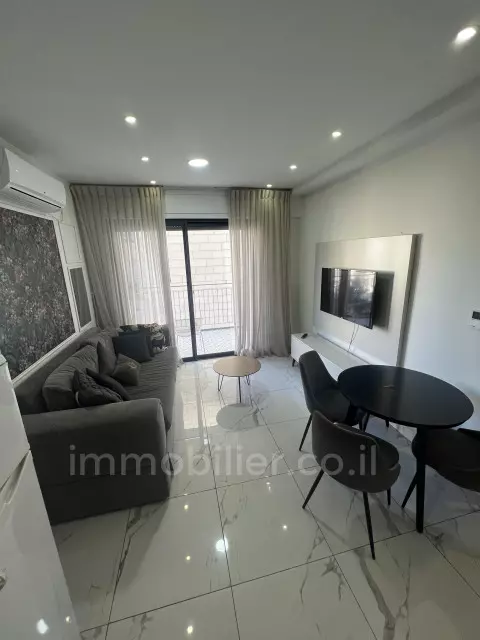 Apartment 2 rooms Jerusalem City center