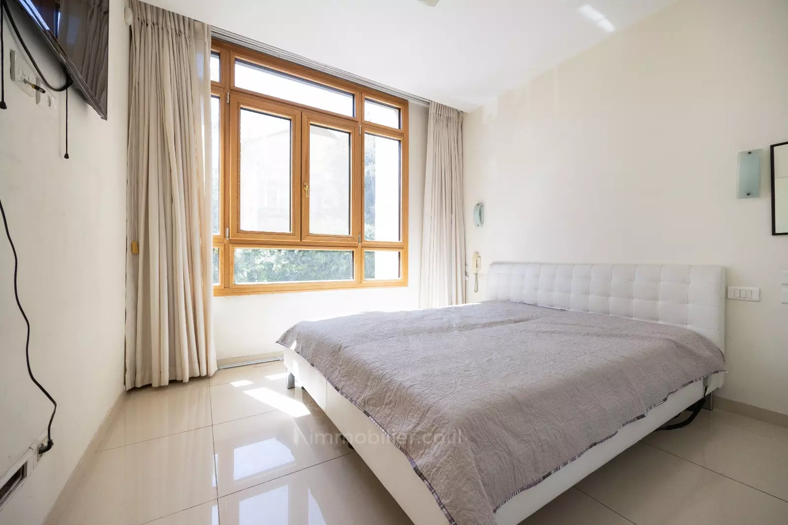 Apartamento 3 cômodos Jerusalém Centro da cidade 424-IBL-373