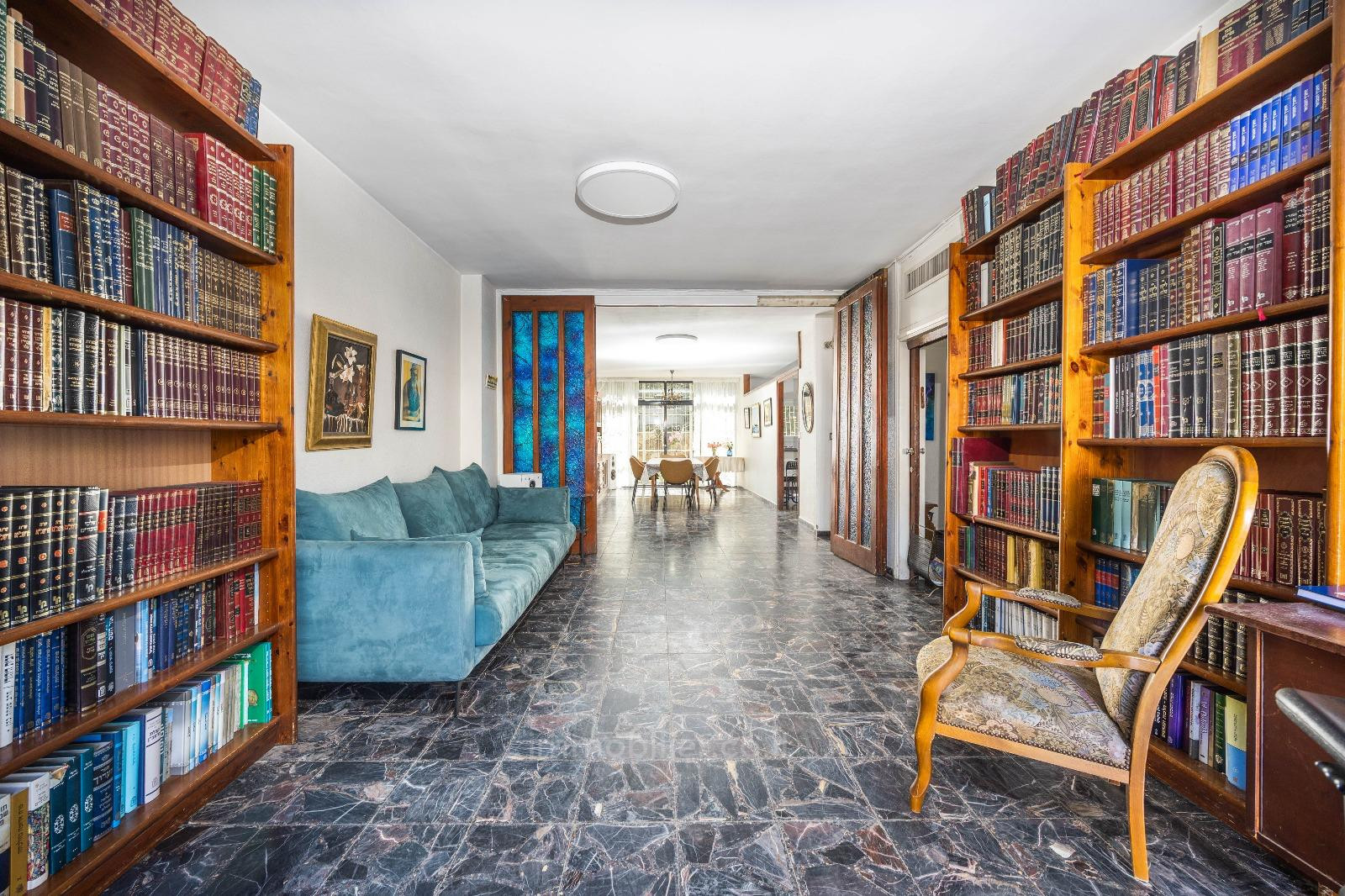 Wohnquartier Unique magnifique rdj avec 245m2 dexterieurs