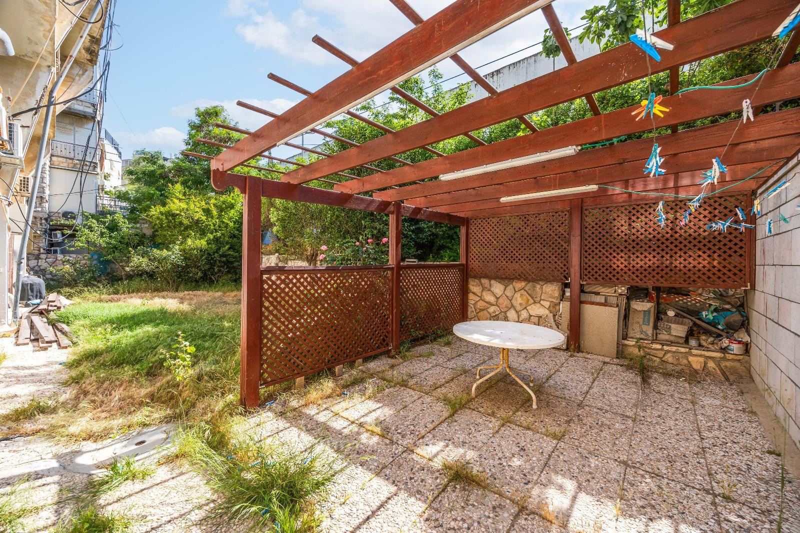 Wohnquartier Unique magnifique rdj avec 245m2 dexterieurs