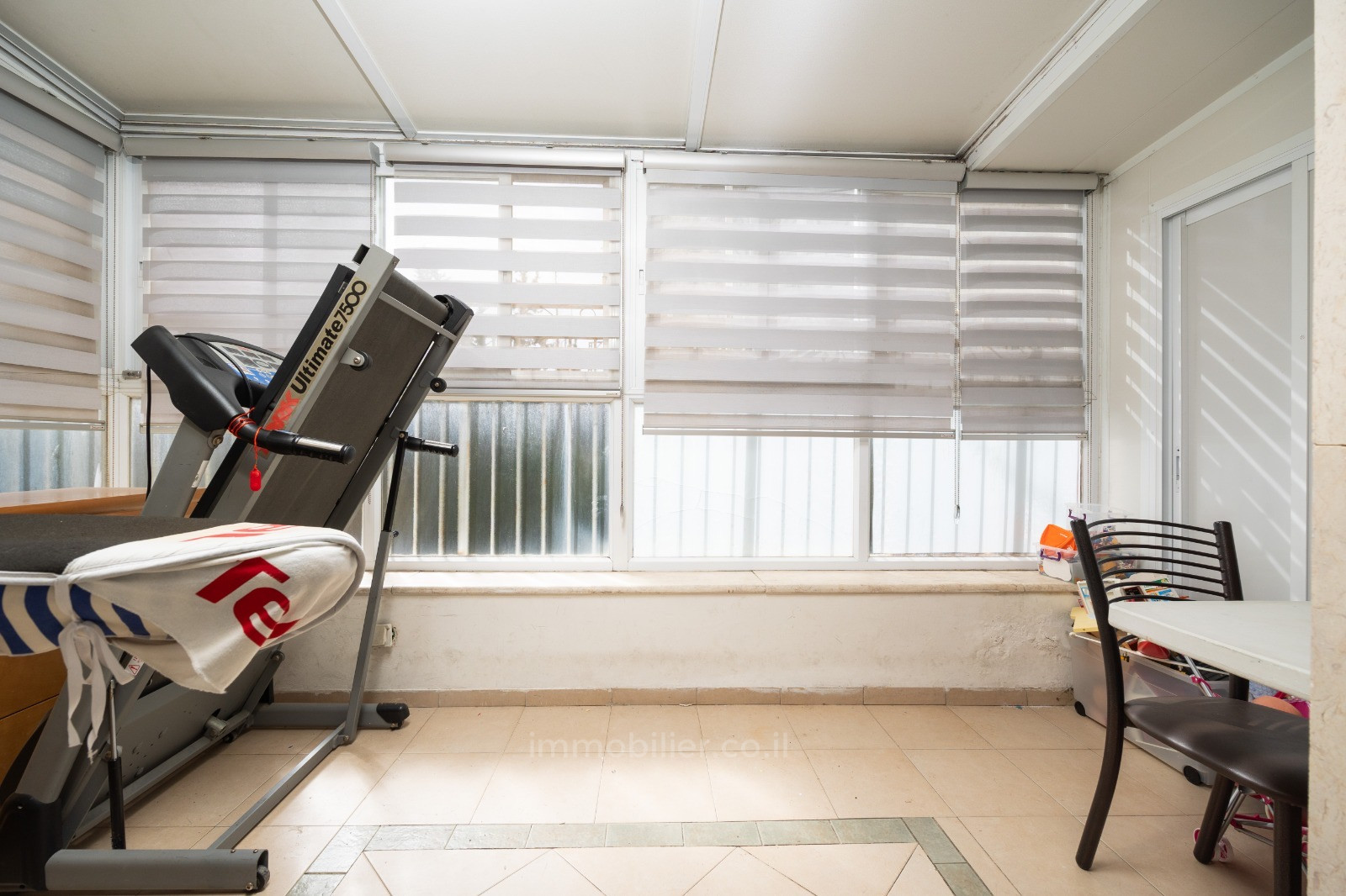 Wohnviertel Appartement 4 pieces idealement situe