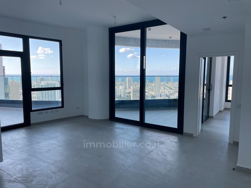 Mini-Penthouse 4 pièces Tel Aviv Centre Ville 457-IBL-1045