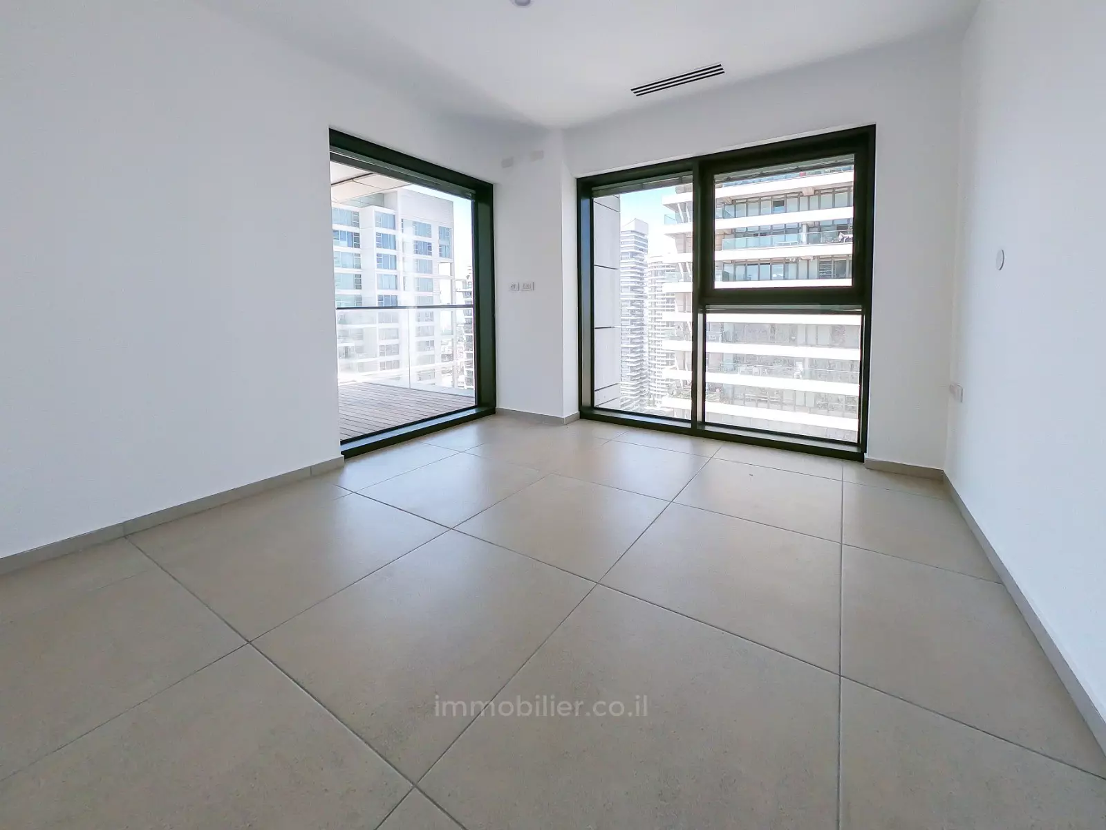 Appartamento 5 stanze Tel Aviv Park Tzameret 457-IBL-1111