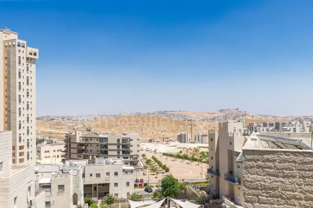 Apartment 5 rooms Jerusalem Har Homa