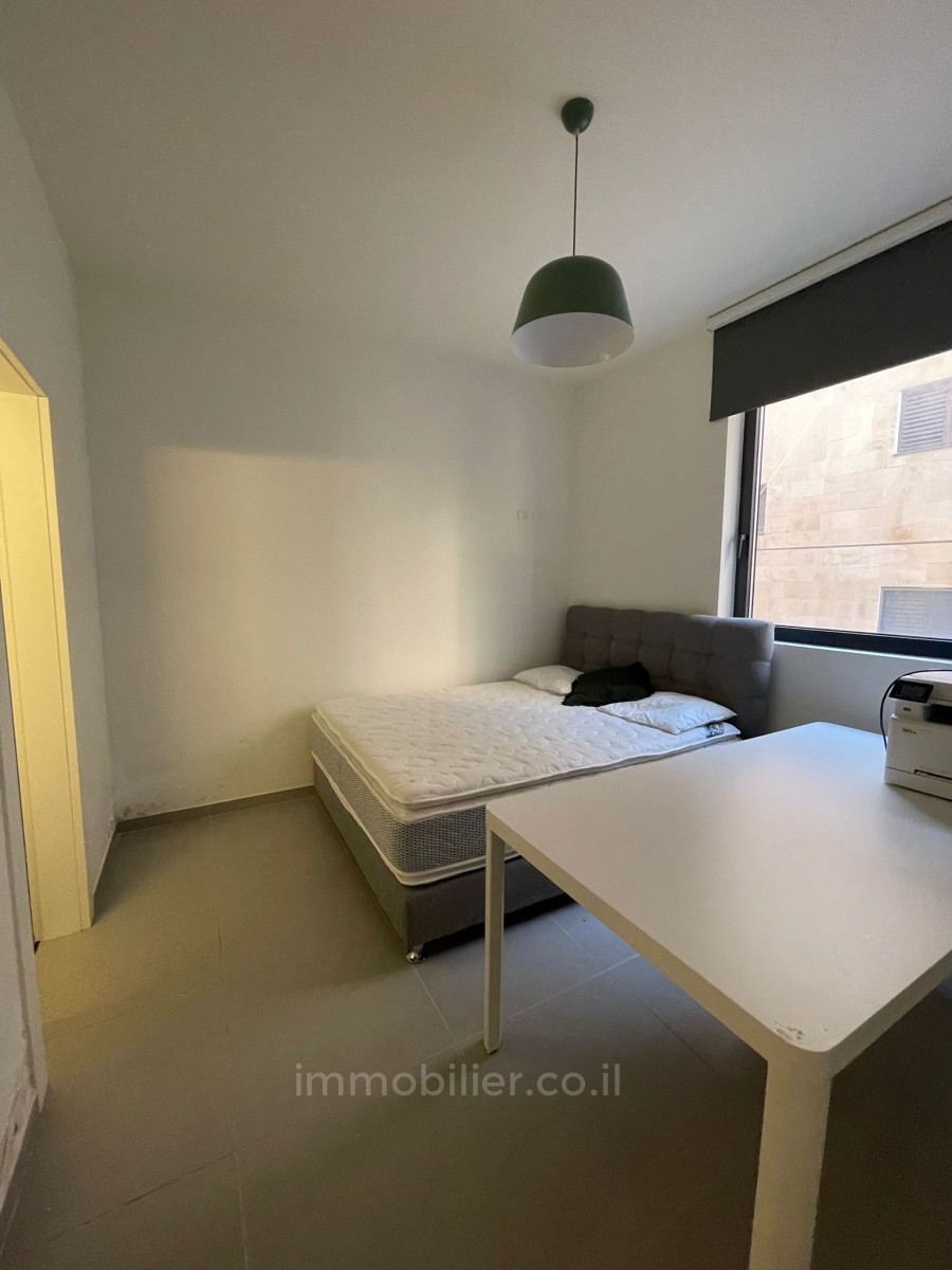 Apartment 4 Rooms Tel Aviv City center 457-IBL-1151
