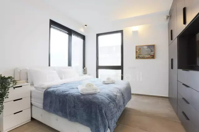 Apartamento 3 cômodos Tel Aviv Primeira linha de mar