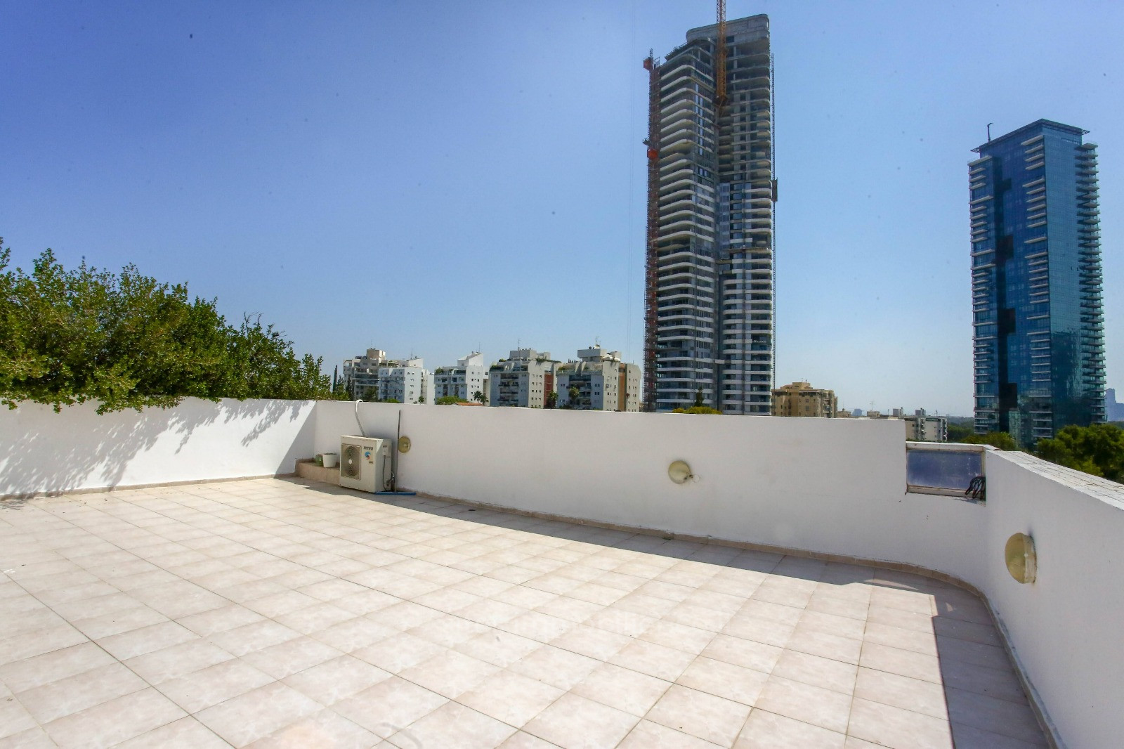 Dúplex-penthouse 5 habitaciones  Tel Aviv Bavli 457-IBL-1244