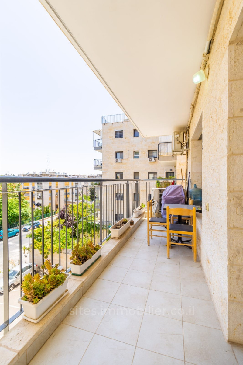Appartement 4 pièces Jerusalem Kiryat Menahem 457-IBL-1277