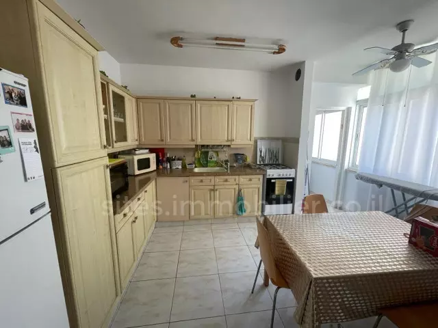 Apartamento 3 cômodos Netanya Centro da cidade