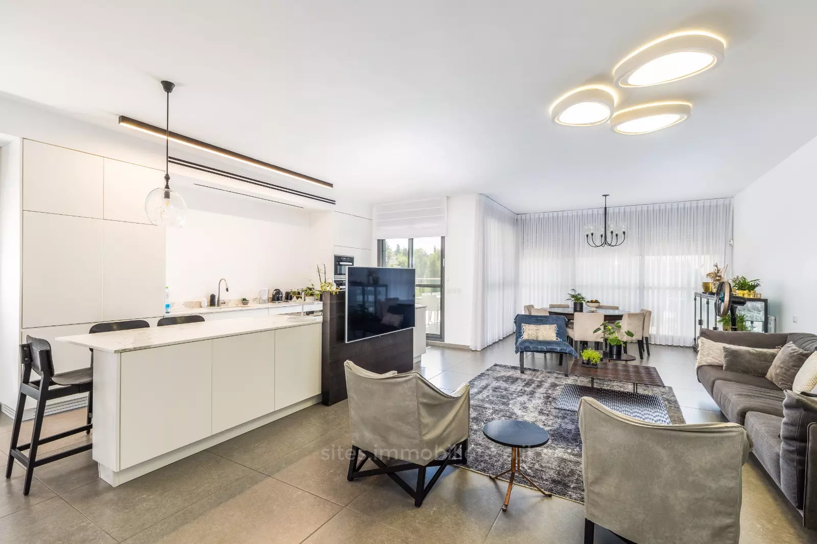 Cobertura 4 cômodos Jerusalém Ein Kerem 457-IBL-1287