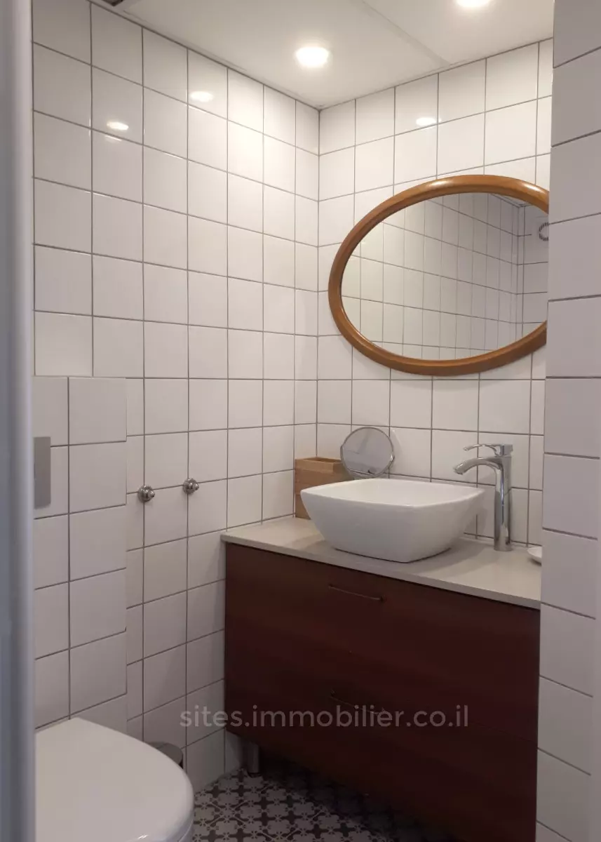 Apartamento 2 cômodos Tel Aviv Dizengof 457-IBL-1304
