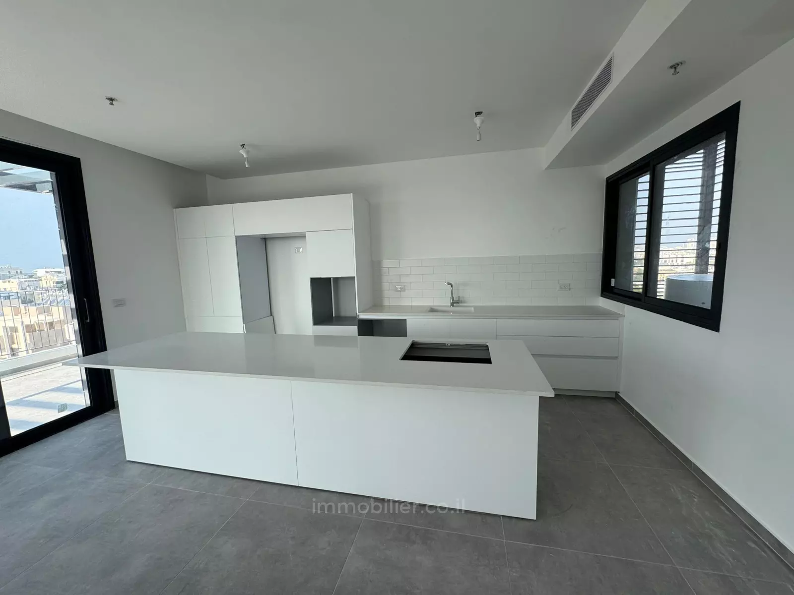 Attico 4.5 stanze Tel Aviv Hatsafon hayachan 457-IBL-1429