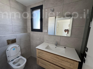 Продажа Квартира Tel Aviv