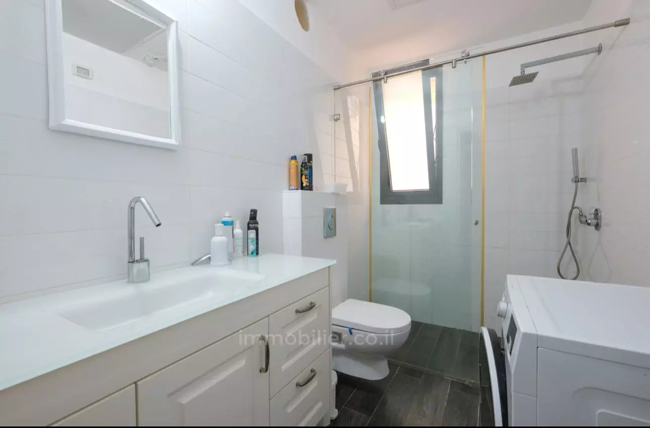 Rez de jardin 4 pi&egrave;ces Tel Aviv Centre Ville 457-IBL-1497