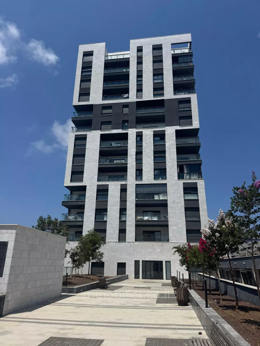 Departamento 4 habitaciones Netanya Centro de la ciudad 457-IBL-1553