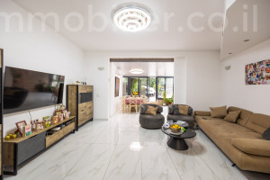 Продажа С выходом в сад Иерусалим