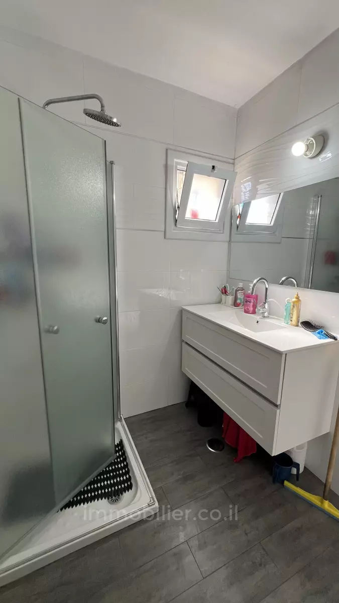 Apartamento 3 cômodos Ashdod Dalet 511-IBL-1792