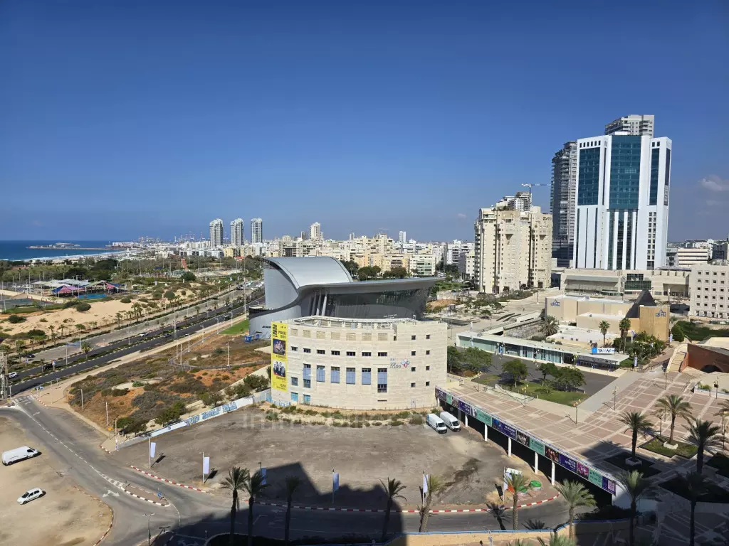 Apartamento 4 cômodos Ashdod Mar 511-IBL-1793