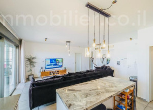 Продажа Квартира Nahariya