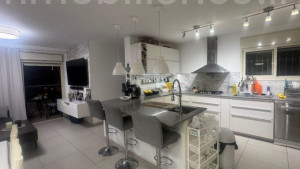 Продажа Квартира Nahariya