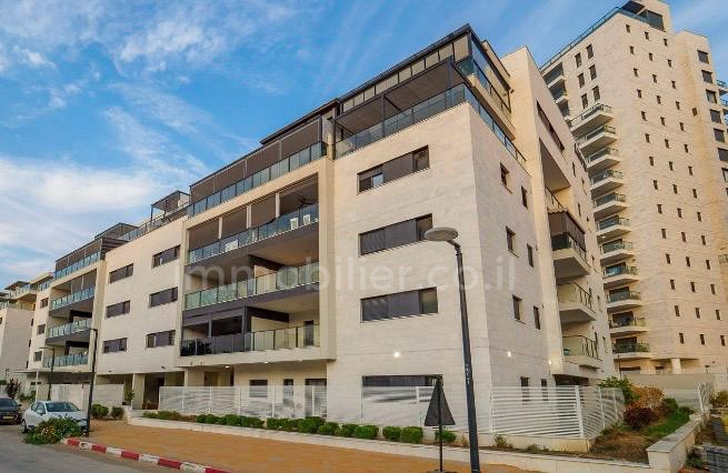 Dzielnica mieszkaniowa Rez de jardin