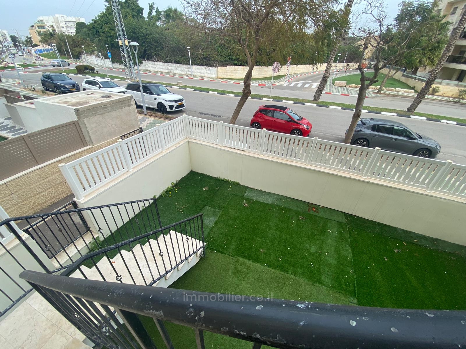 Residential quarter Beau rez de jardin