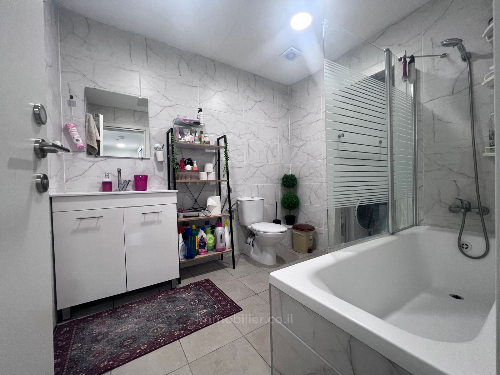 Wohnviertel Shimon perez 4 pieces dans nouveau quartier