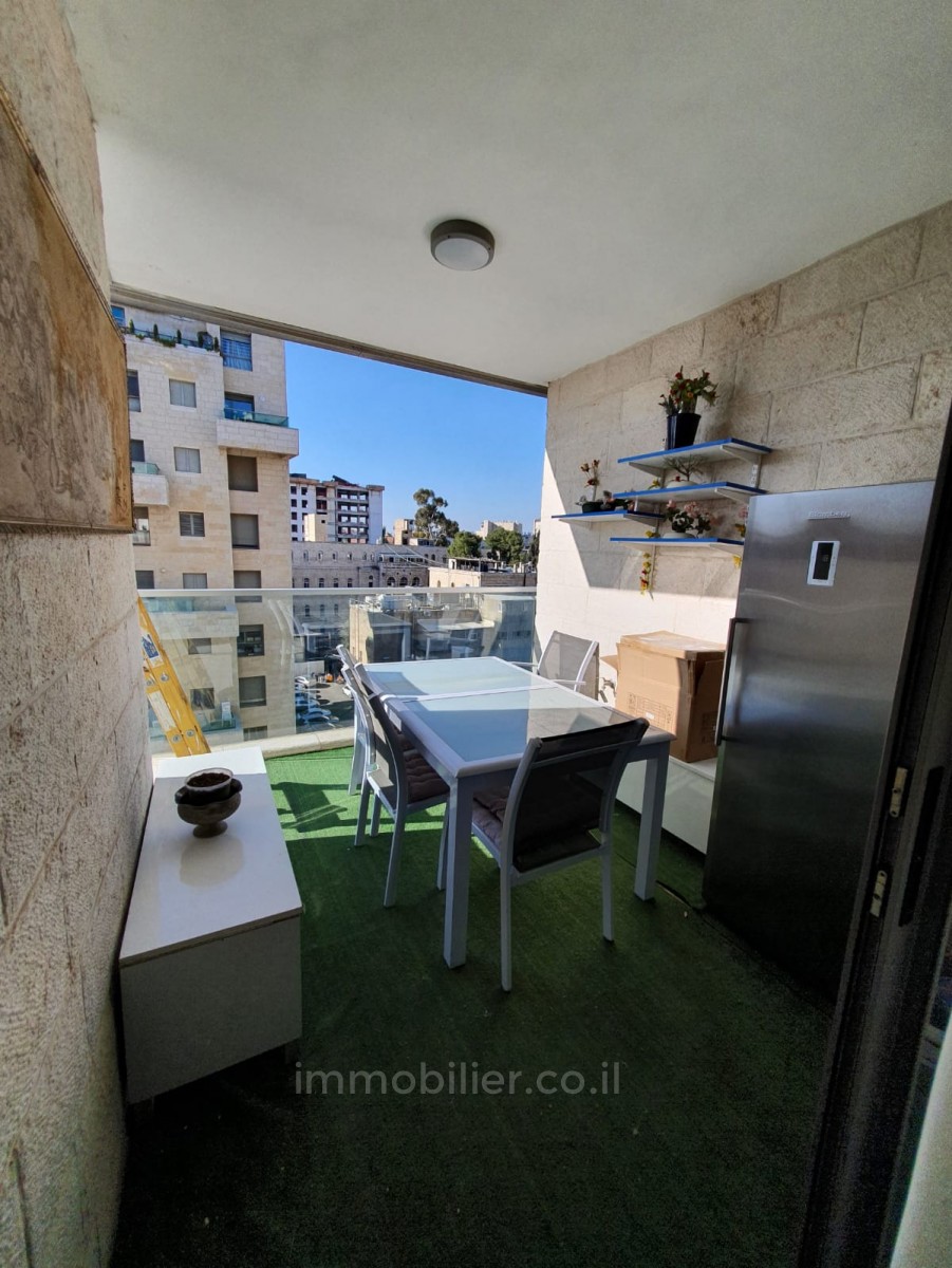 Apartment 3 Rooms Jerusalem City center 524-IBL-17