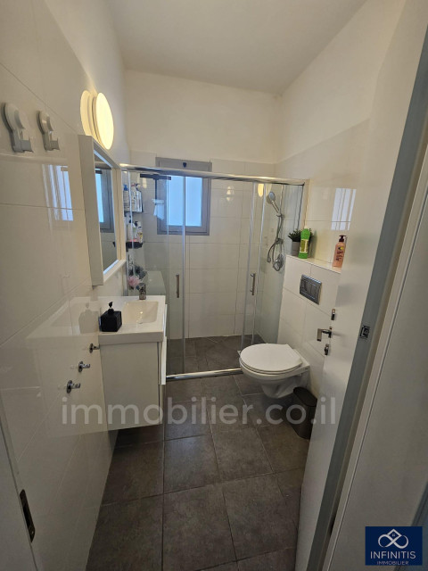 Продажа Квартира Ashdod