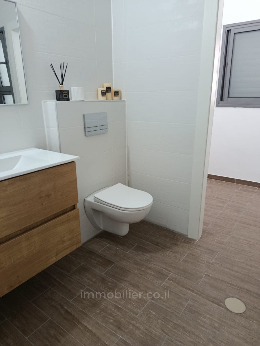 Жилой квартал Un rez de jardin jamais habite