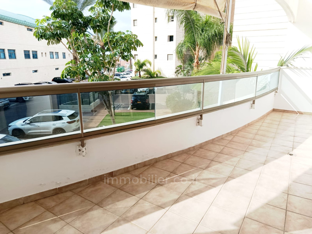 Wohnviertel Un beau 5 pieces barnea proche commerces et la mer