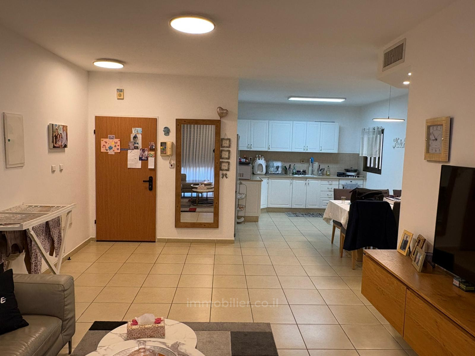 Dzielnica mieszkaniowa Un 3 pieces quartier afridar recent