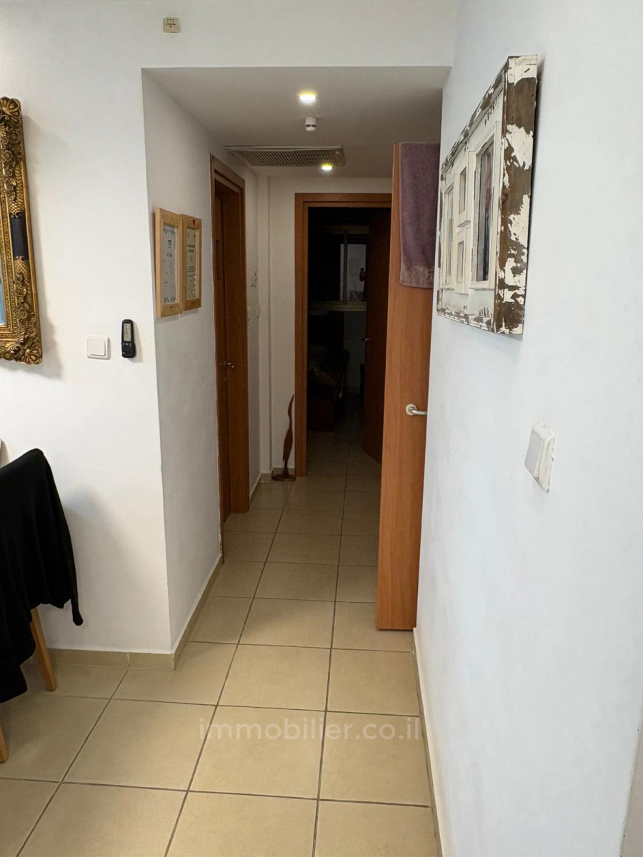 Dzielnica mieszkaniowa Un 3 pieces quartier afridar recent