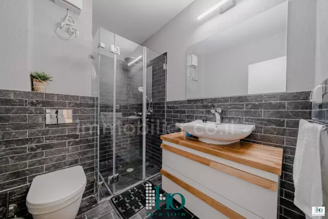 Apartamento 5 cômodos Ascalão Barnea