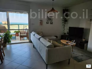 Apartamento 4 cômodos Ascalão Barnea