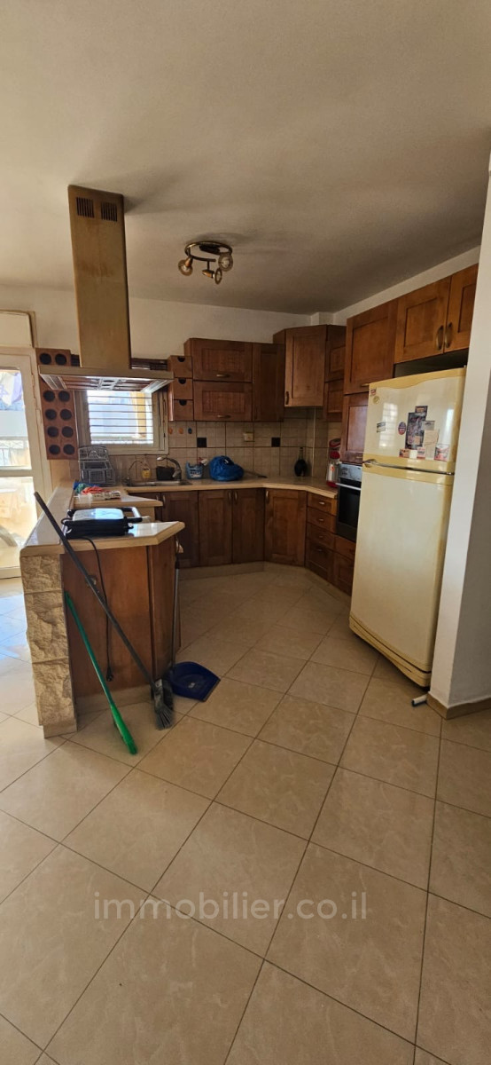 Жилой квартал Appartement 4 pieces quartier neve illan