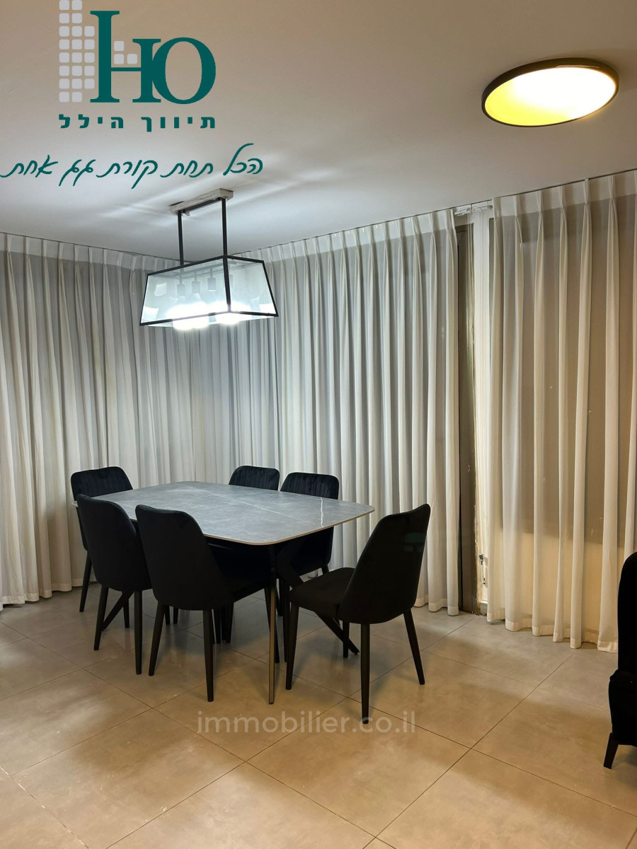 Dzielnica mieszkaniowa Une maison mitoyenne refait a neuf