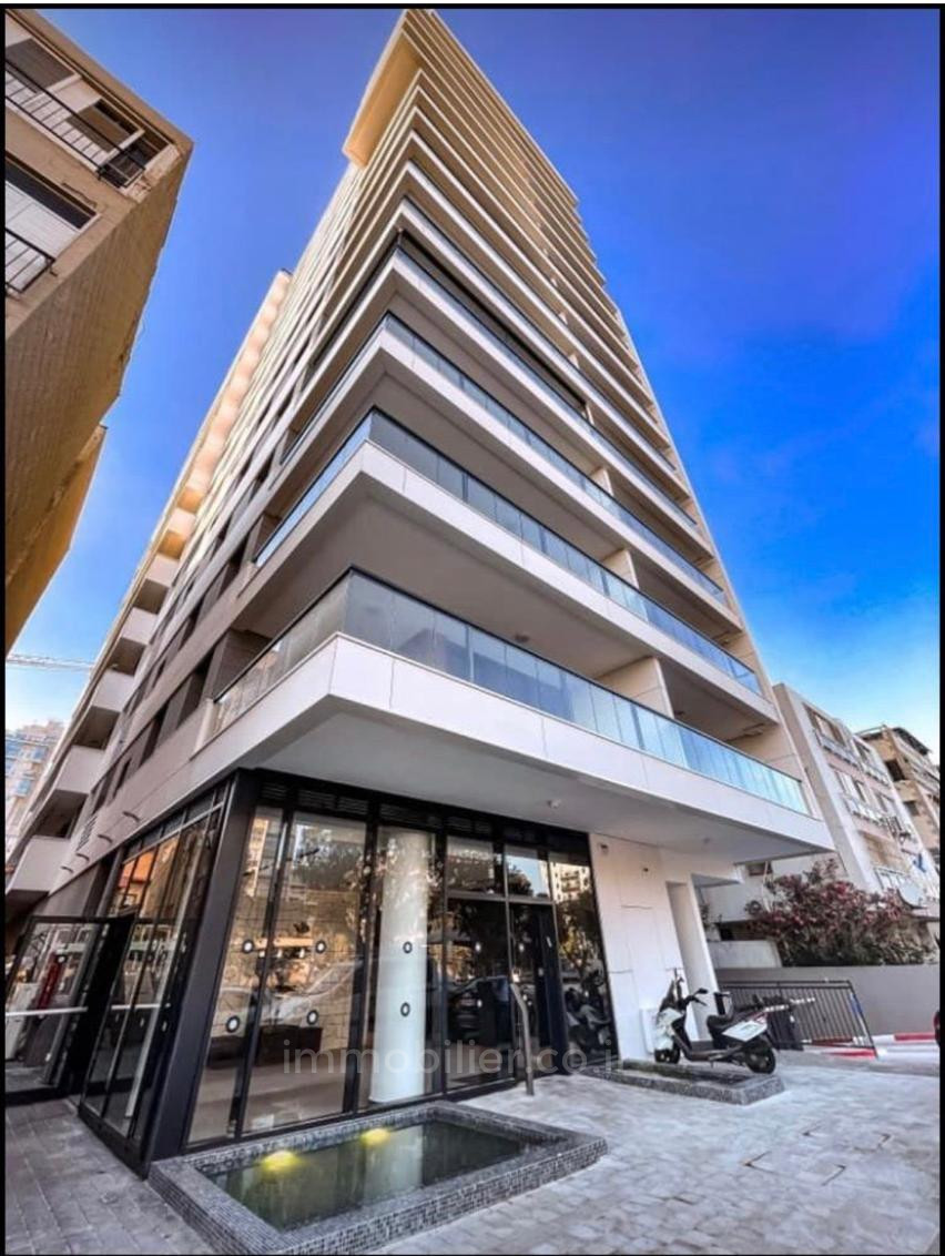 Penthouse 5 habitaciones  Tel Aviv Primera línea costera 599-IBL-3