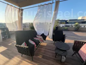 Penthouse 6 rooms Raanana Est