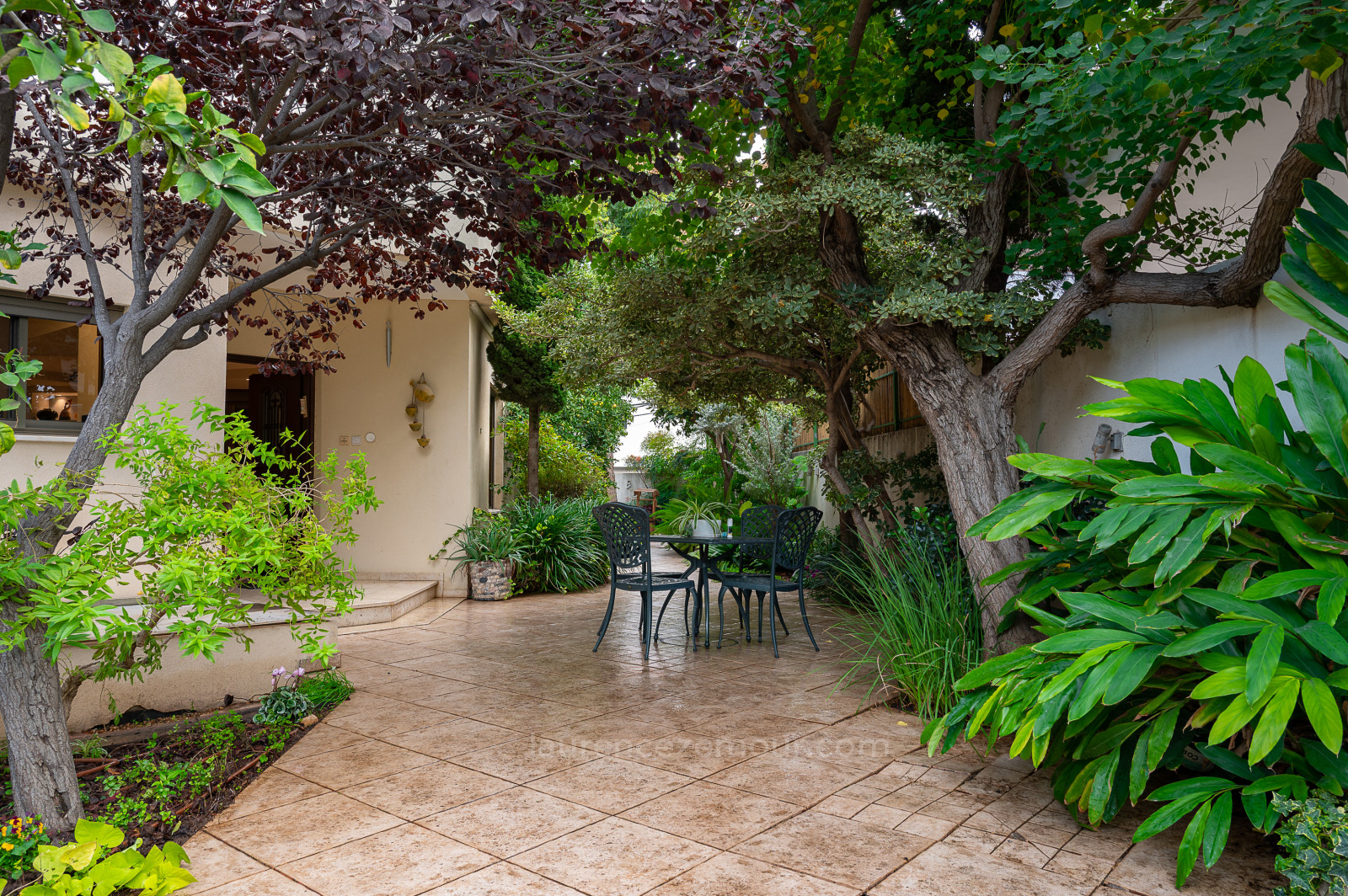 Wohnviertel Calme verdoyant renove piscine possible