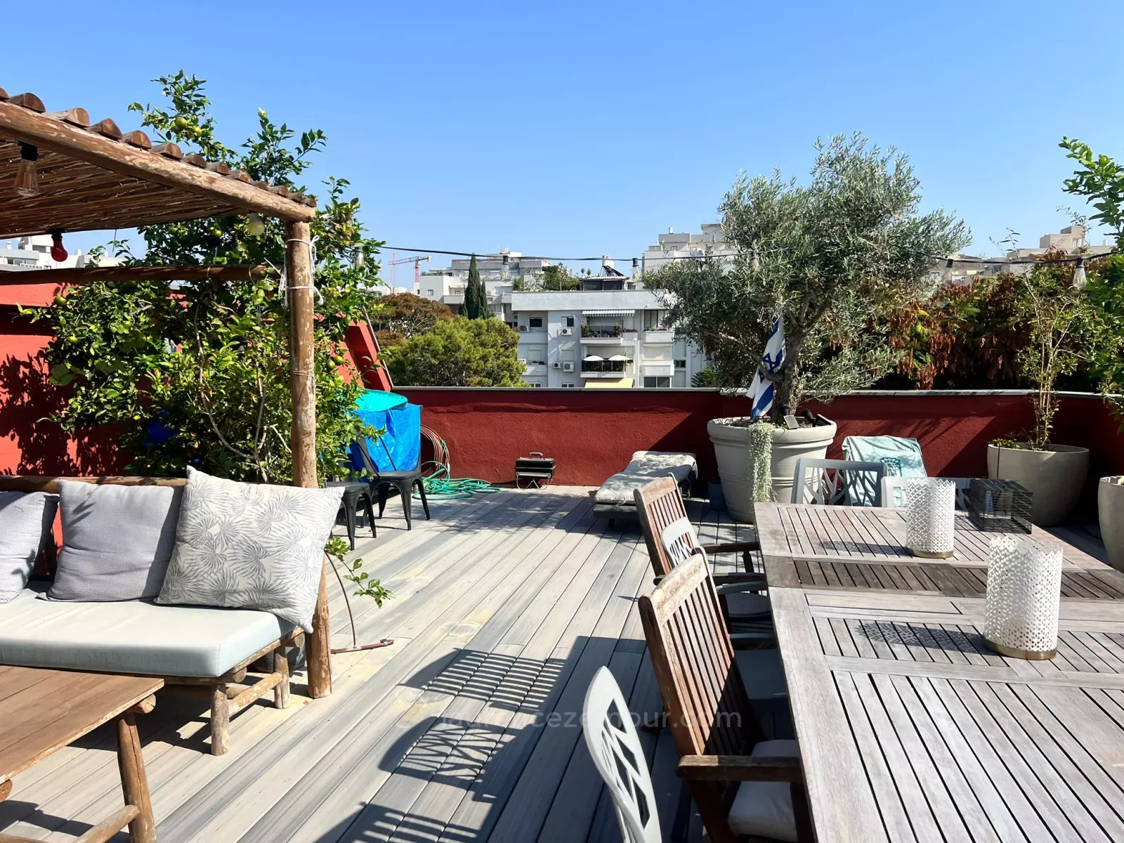 Duplex-Cobertura 5 cômodos Raanana Kiryat Eliyahu Golomb 60-IBL-1471