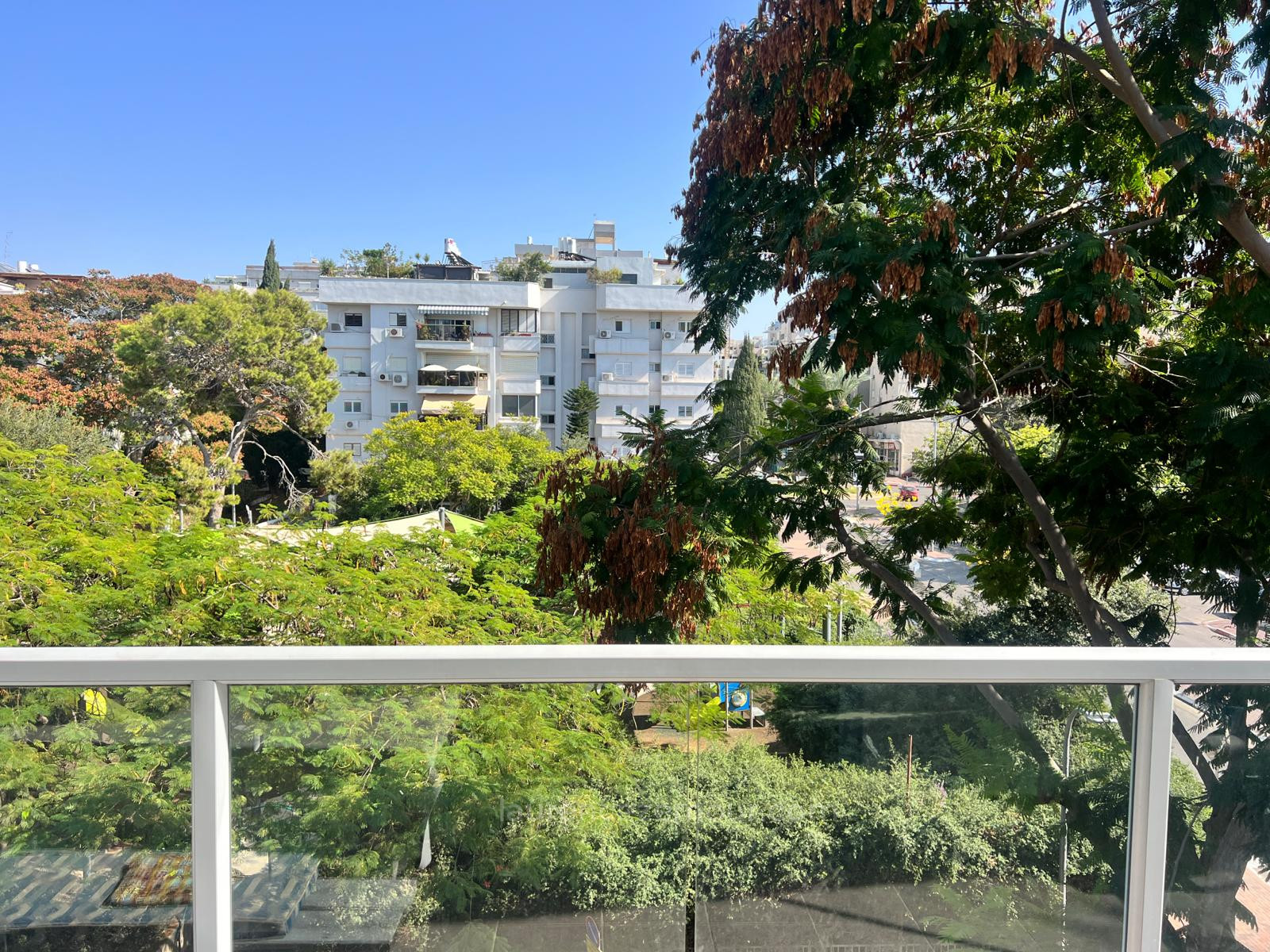 Wohnviertel Au coeur de la ville vue sur parc tres grand salon