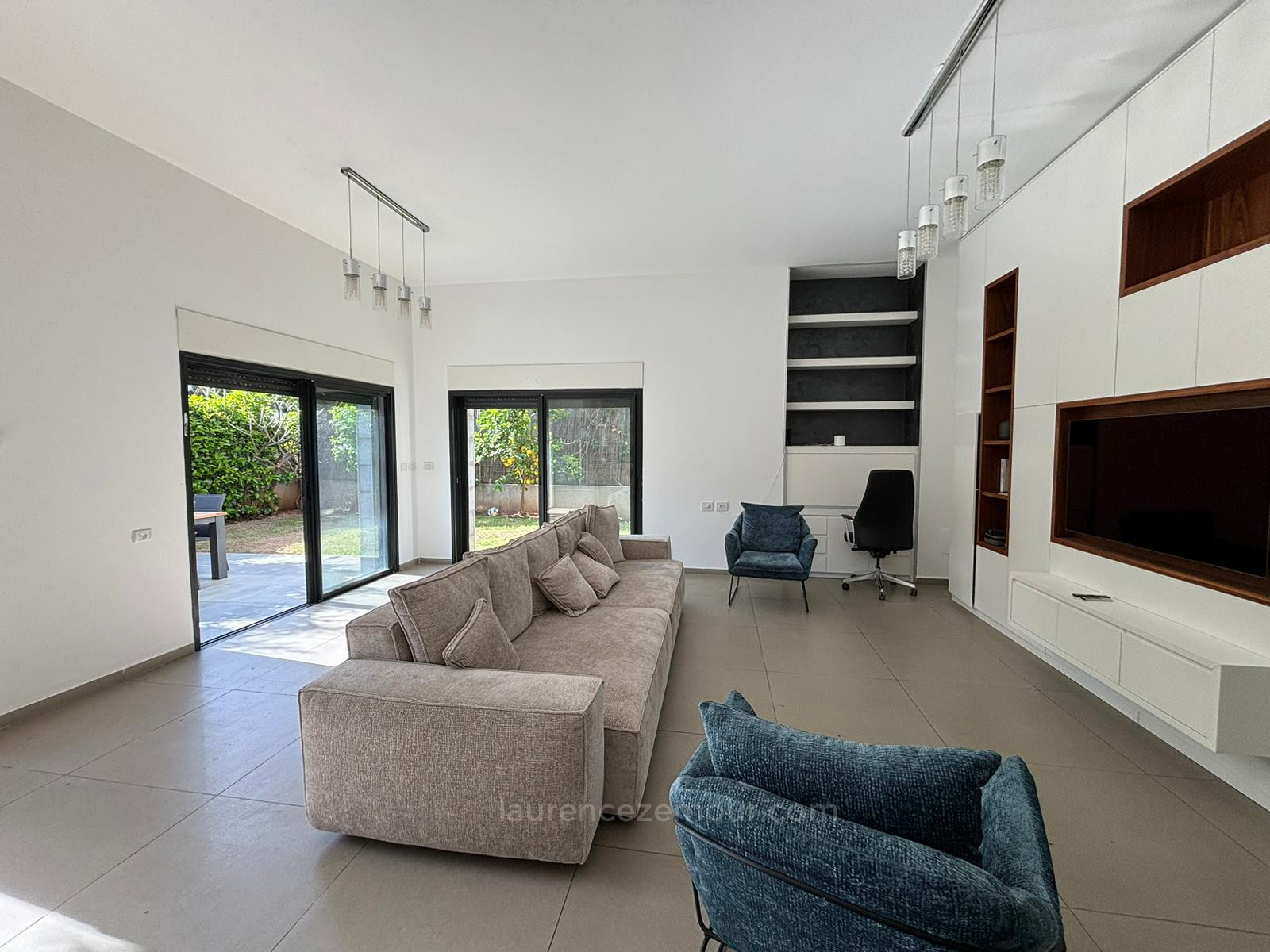 Residential quarter Rez de jardin en duplex lesprit dune maison en ville 1042026