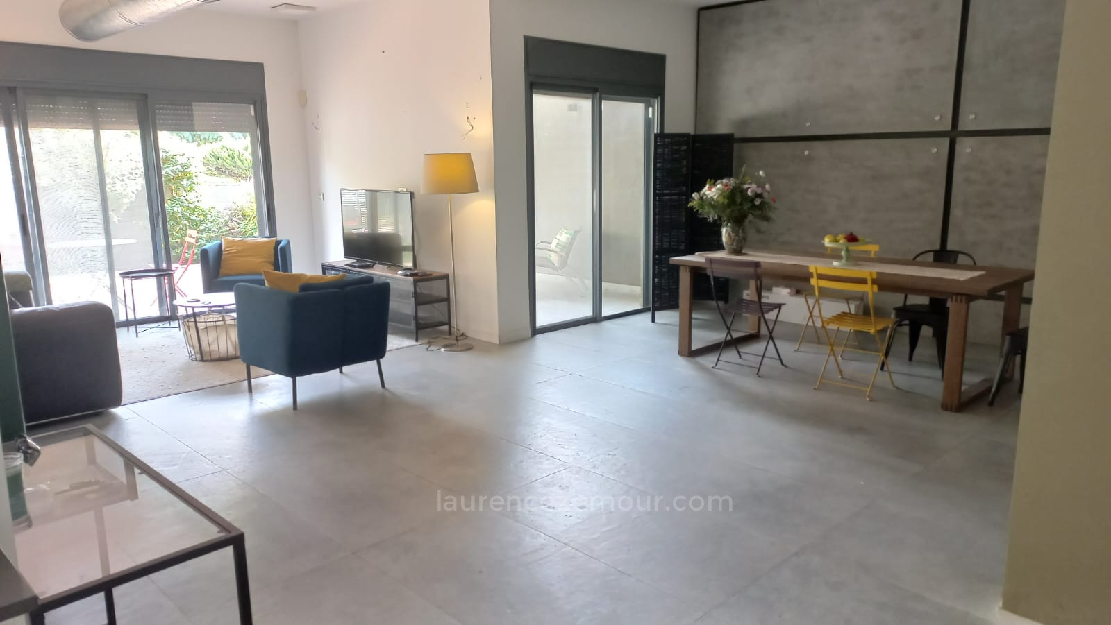 Dzielnica mieszkaniowa Charmante maison renovee raanana kiriat sheret