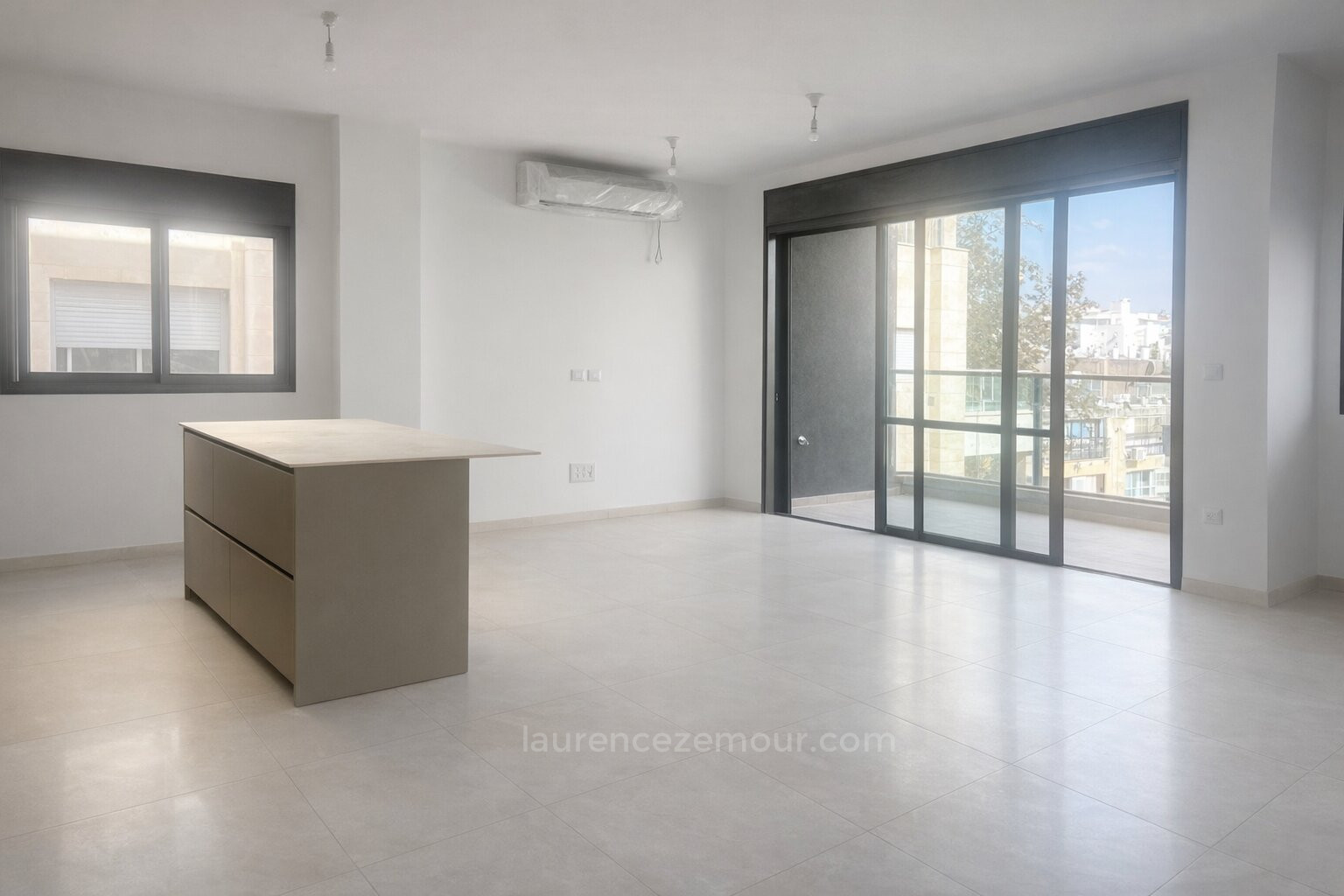 Quartier résidentiel Neuf . en centre ville tres lumineux