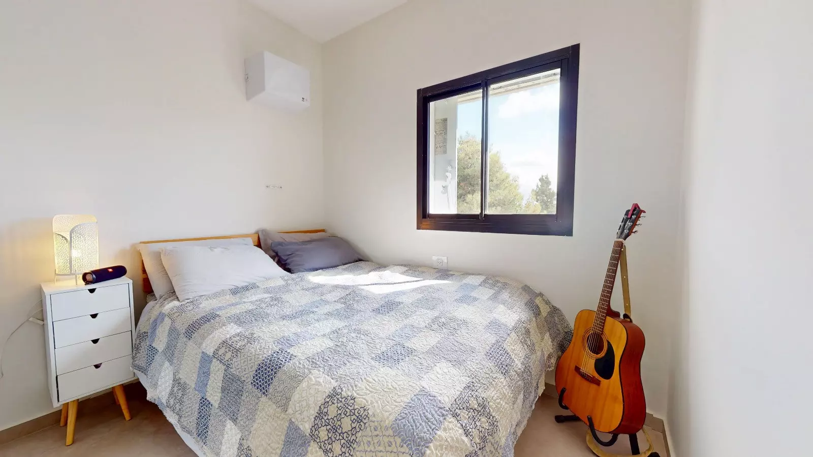Apartment 4.5 rooms Jerusalem Kiryat Moshe 606-IBL-25