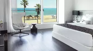 Apartamento 5 cômodos Tel Aviv Primeira linha de mar