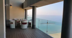 Penthouse 4 pi&egrave;ces Tel Aviv 1ere ligne mer