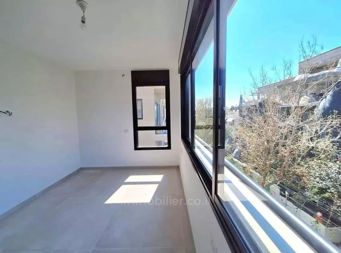 Apartment 4 rooms Tel Aviv tel aviv north 627-IBL-26
